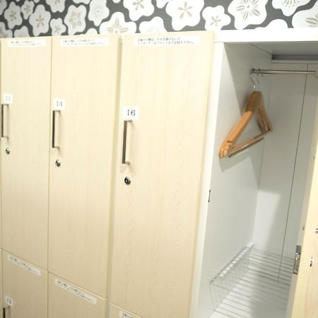 Capsule Hotel Hatagoya Tokio Buitenkant foto